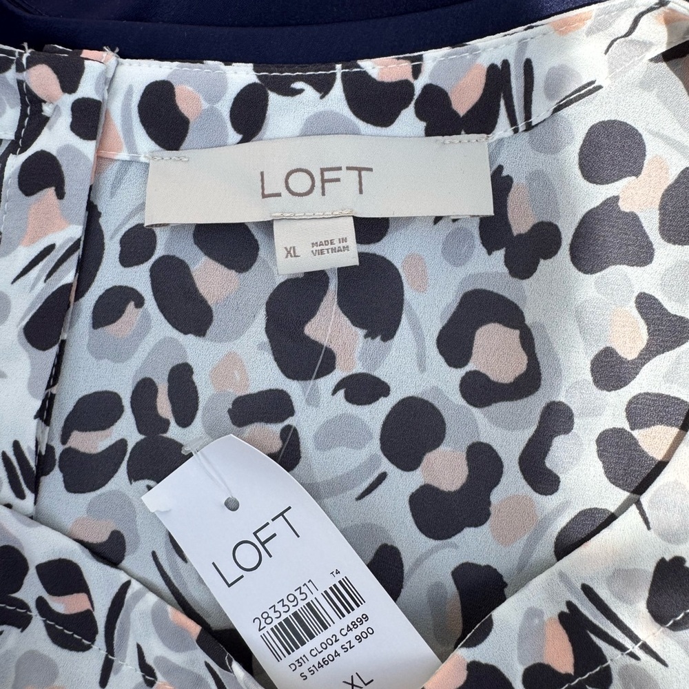 LOFT White and Black Blouse Elegant Top - Picture 7 of 9